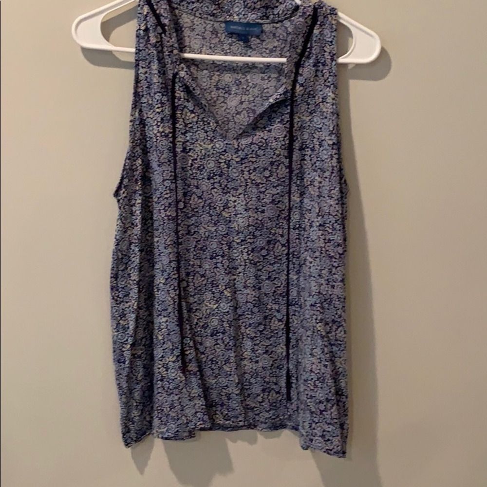 Floral Sleeveless Top L